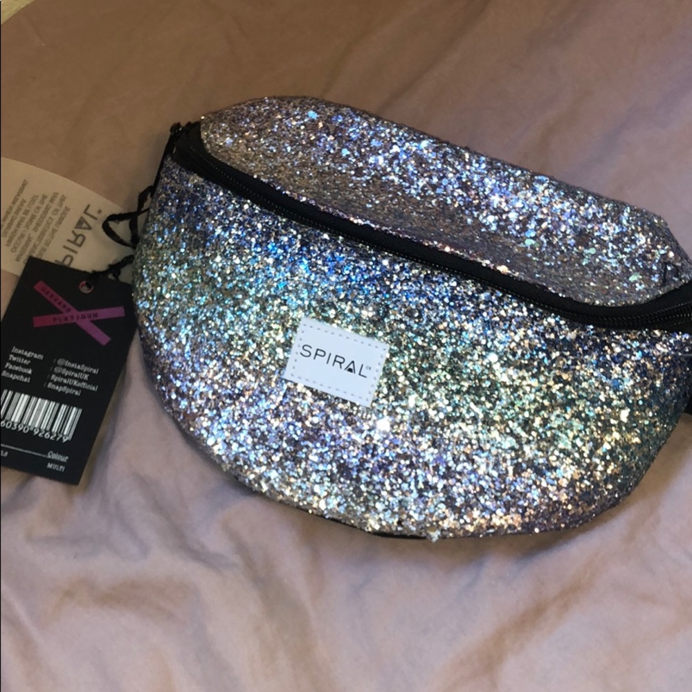 Glitter fanny pack!